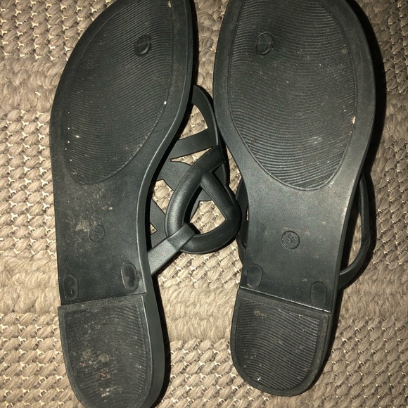 Rouge Helium Rubber Sandals (Name brand Inspired Egerie  Her més) - Picture 4 of 8